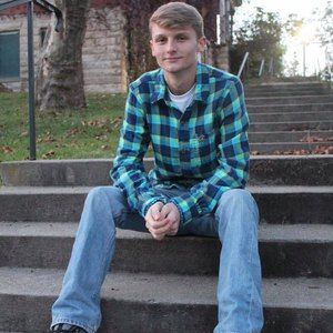 Meet your Posher, Hunter